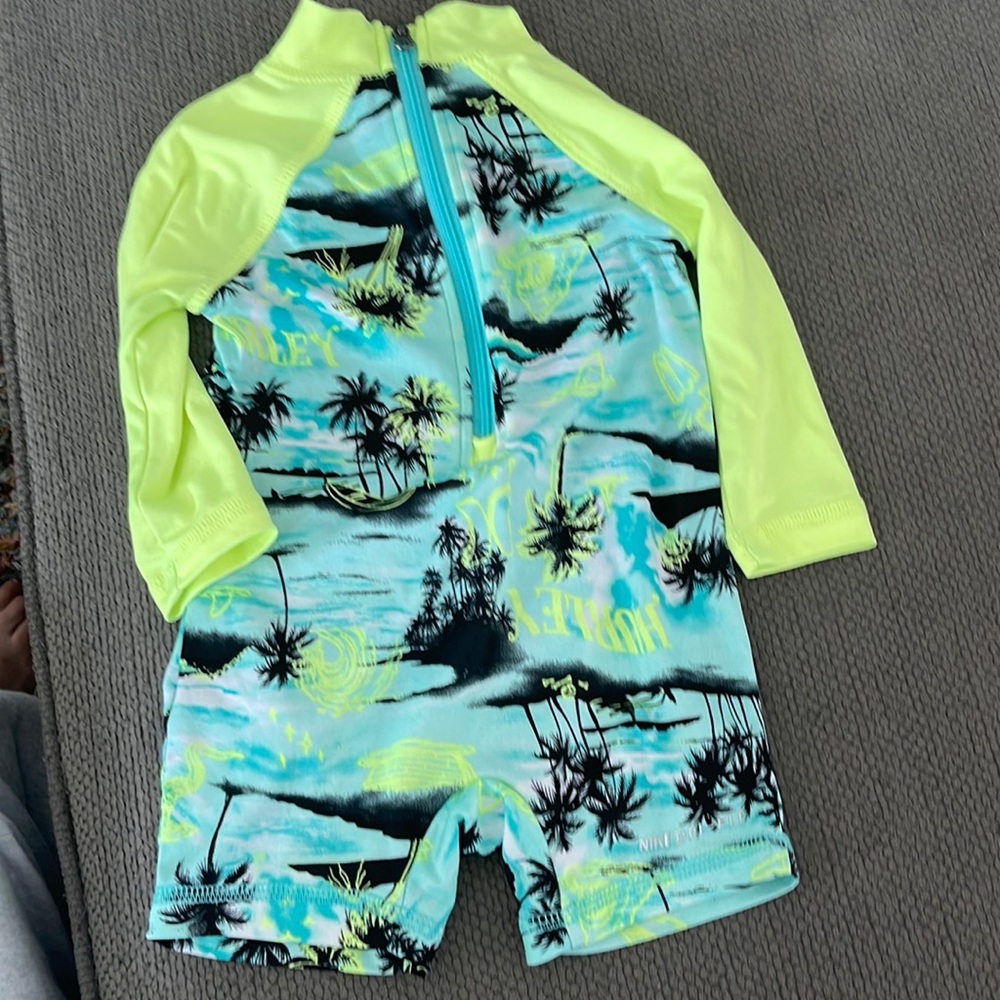 Hurley romper size 3months